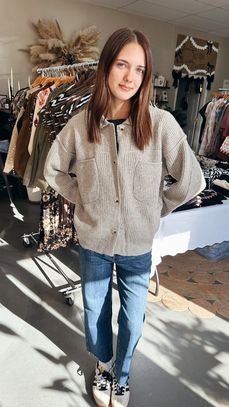 Basic Pocket Cardigan