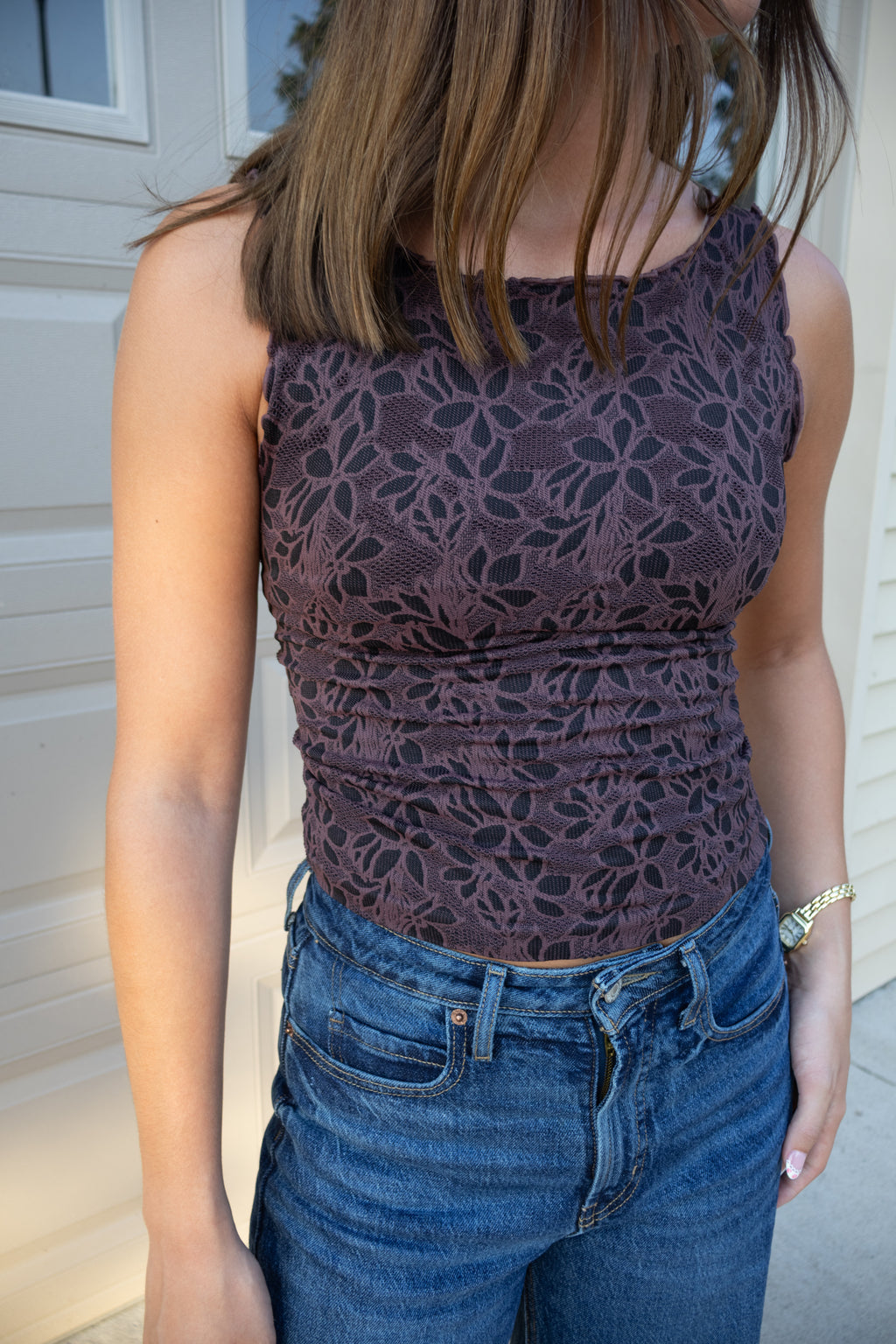 Floral Lettuce Edge Top in French Roast