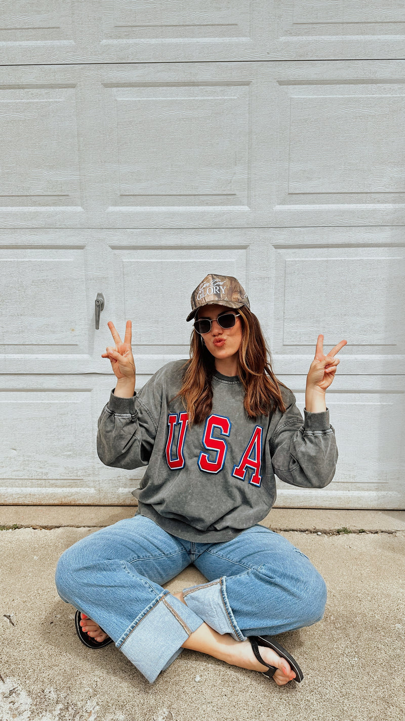 USA Varsity Pullover