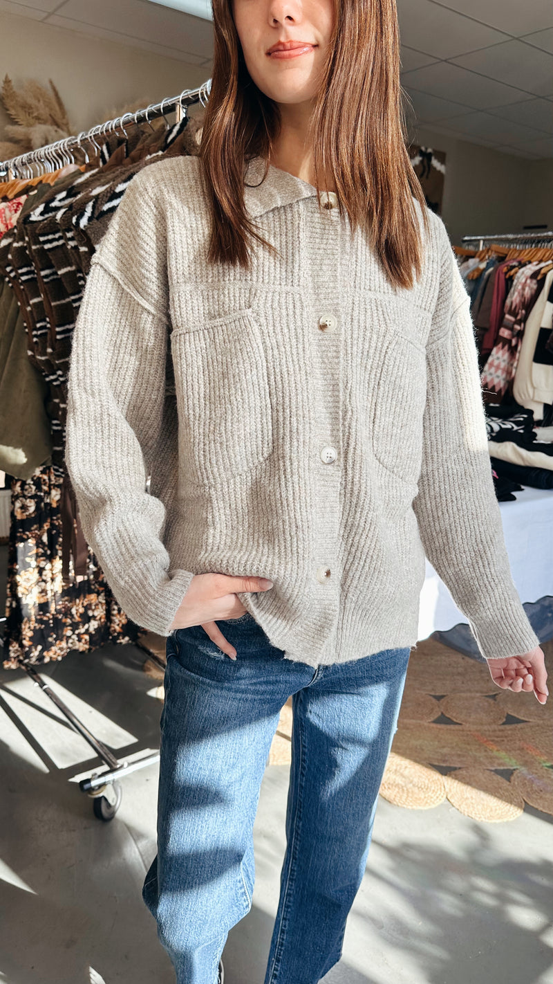 Basic Pocket Cardigan